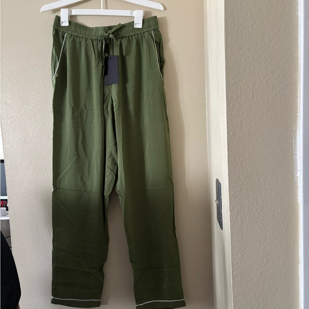 Olive new with tag size small sleep wear
